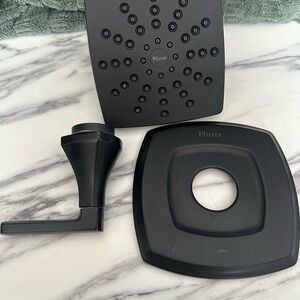 Matte Black Bath Shower Head and Trim Kit